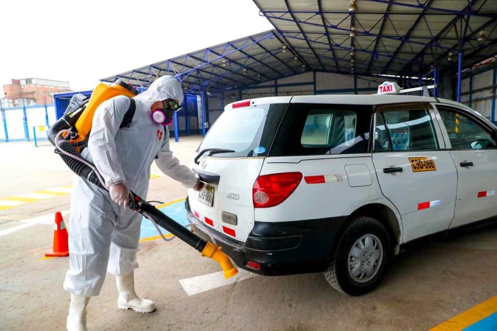Fumigación para Furgón y Buses